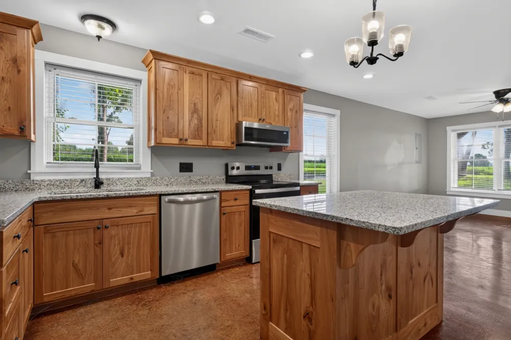 259 Jim Warren Rd McMinnville, TN 37110