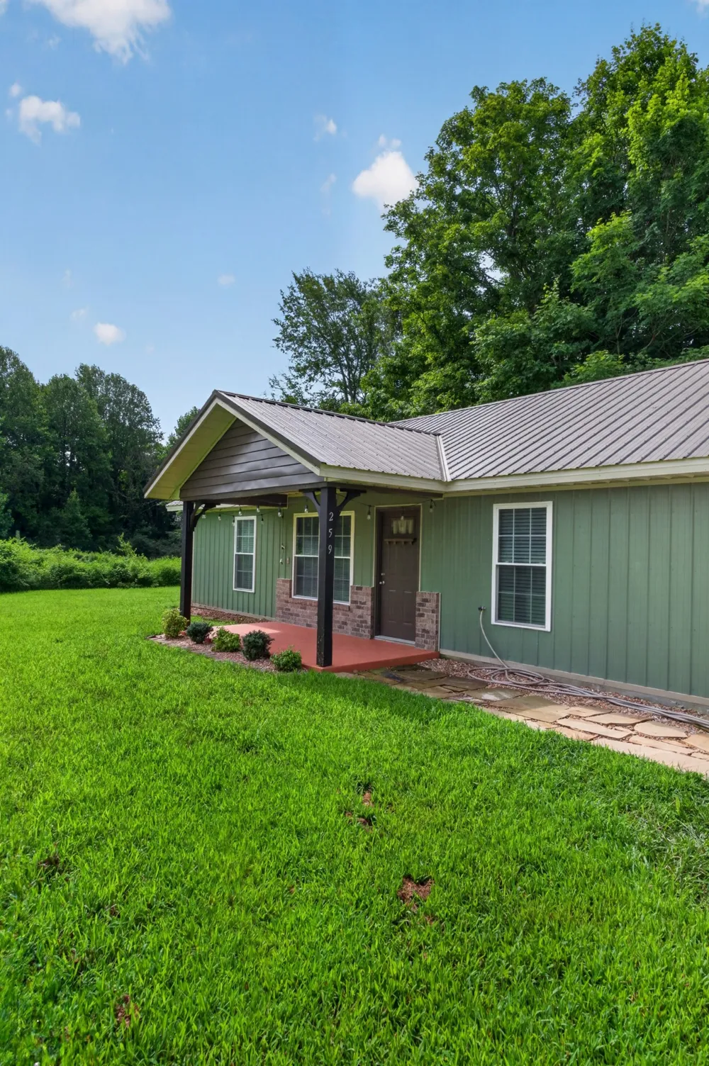 259 Jim Warren Rd McMinnville, TN 37110