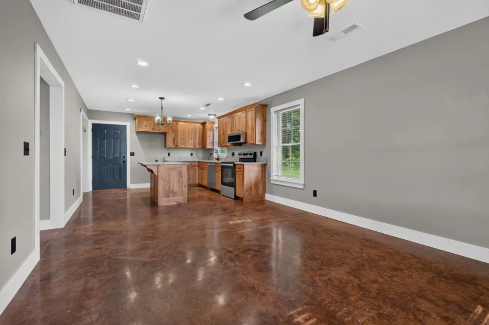 259 Jim Warren Rd McMinnville, TN 37110