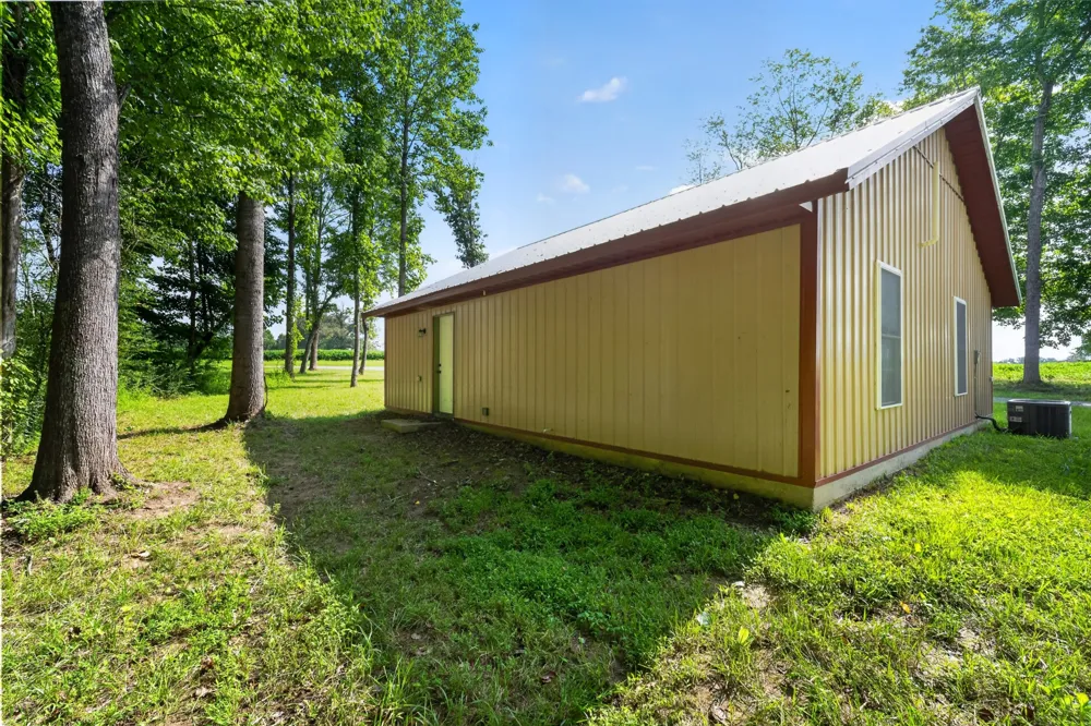 259 Jim Warren Rd McMinnville, TN 37110