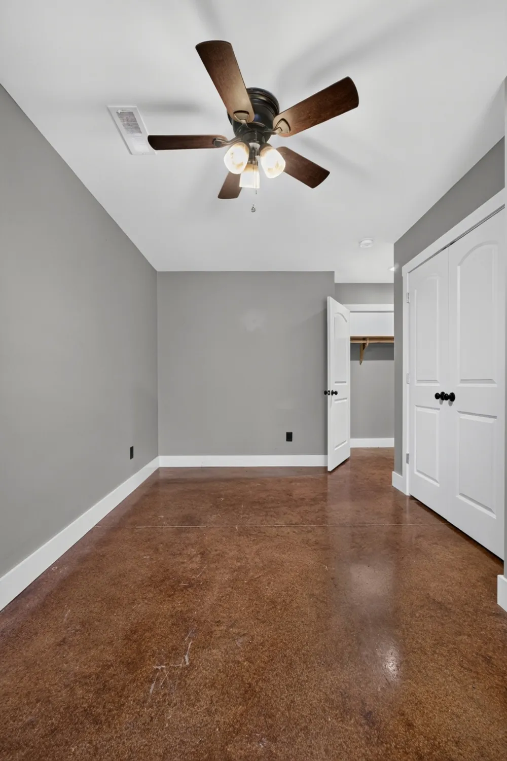 259 Jim Warren Rd McMinnville, TN 37110