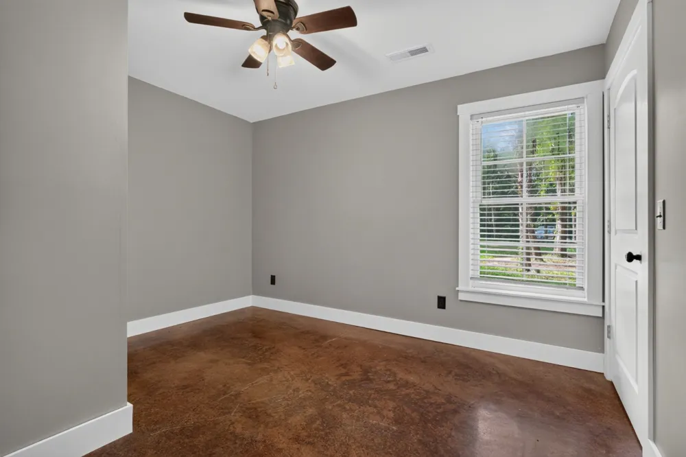 259 Jim Warren Rd McMinnville, TN 37110
