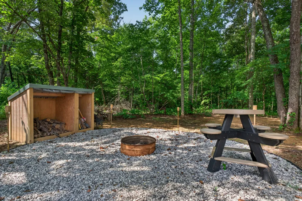 259 Jim Warren Rd McMinnville, TN 37110