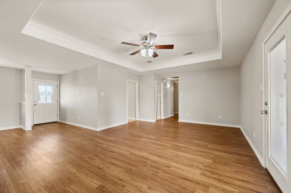 9888 NW County Road 2221 Barry, TX 75102