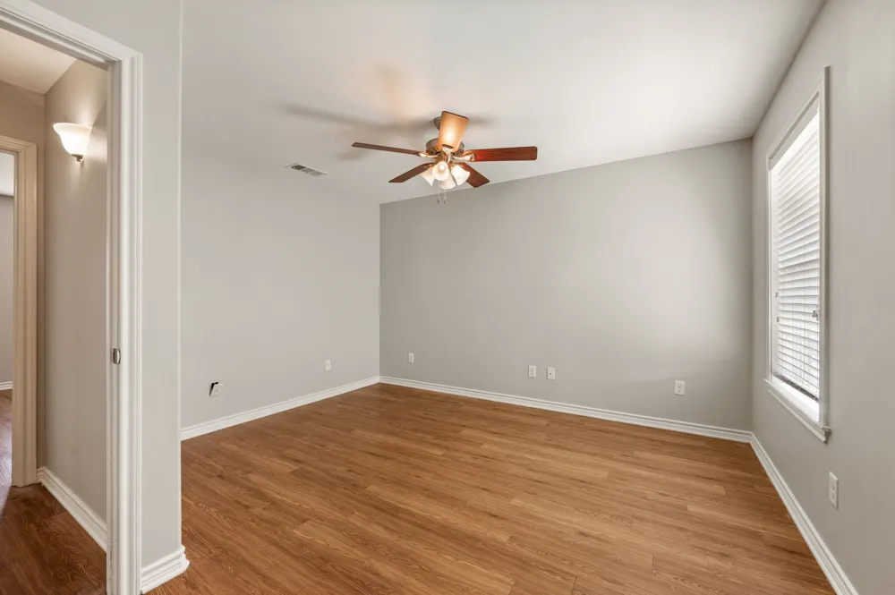 9888 NW County Road 2221 Barry, TX 75102