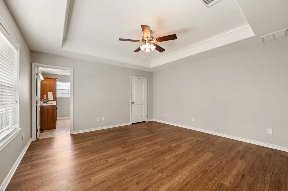 9888 NW County Road 2221 Barry, TX 75102