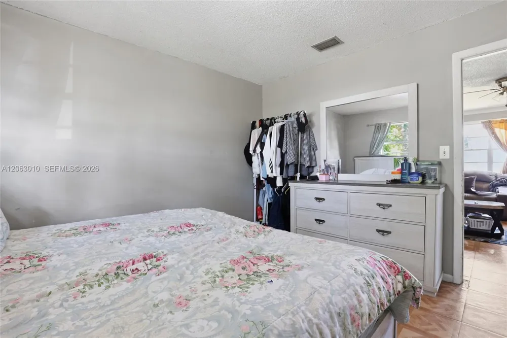 1132 Mississippi Clewiston, FL 33440