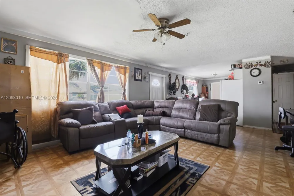 1132 Mississippi Clewiston, FL 33440