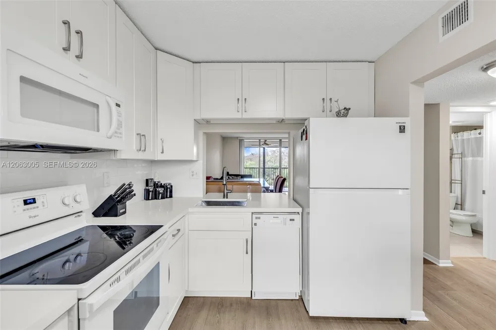 2900 NW 42nd Ave #A402 Coconut Creek, FL 33066