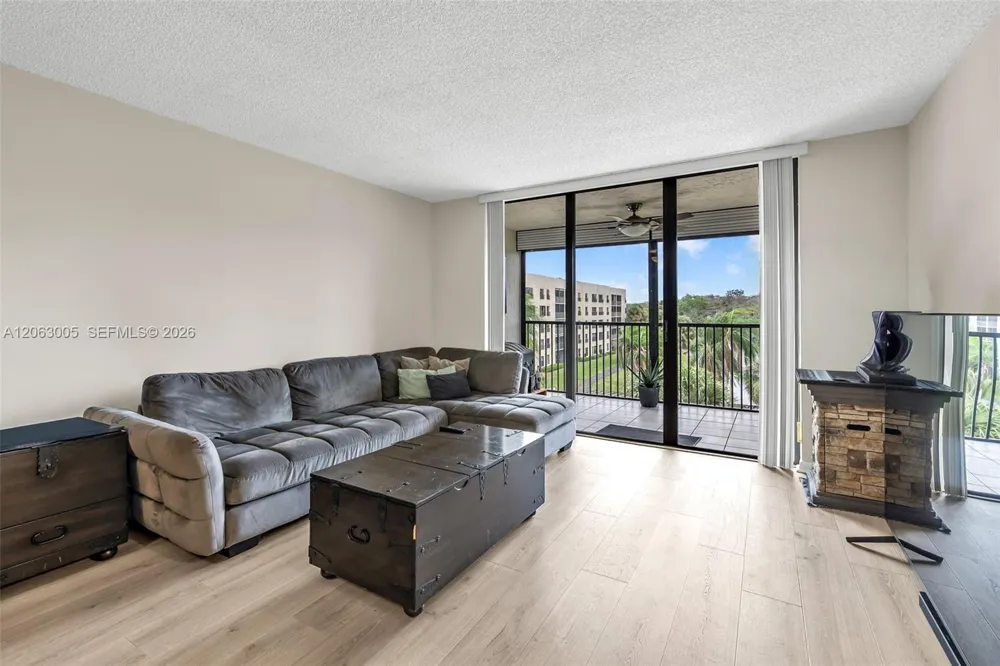 2900 NW 42nd Ave #A402 Coconut Creek, FL 33066