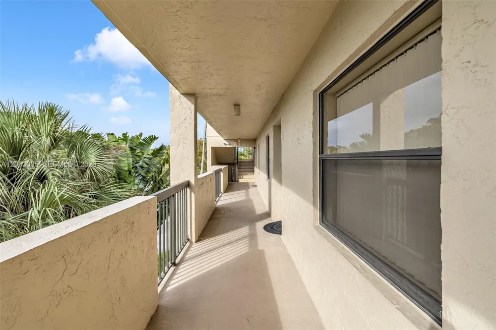 2900 NW 42nd Ave #A402 Coconut Creek, FL 33066