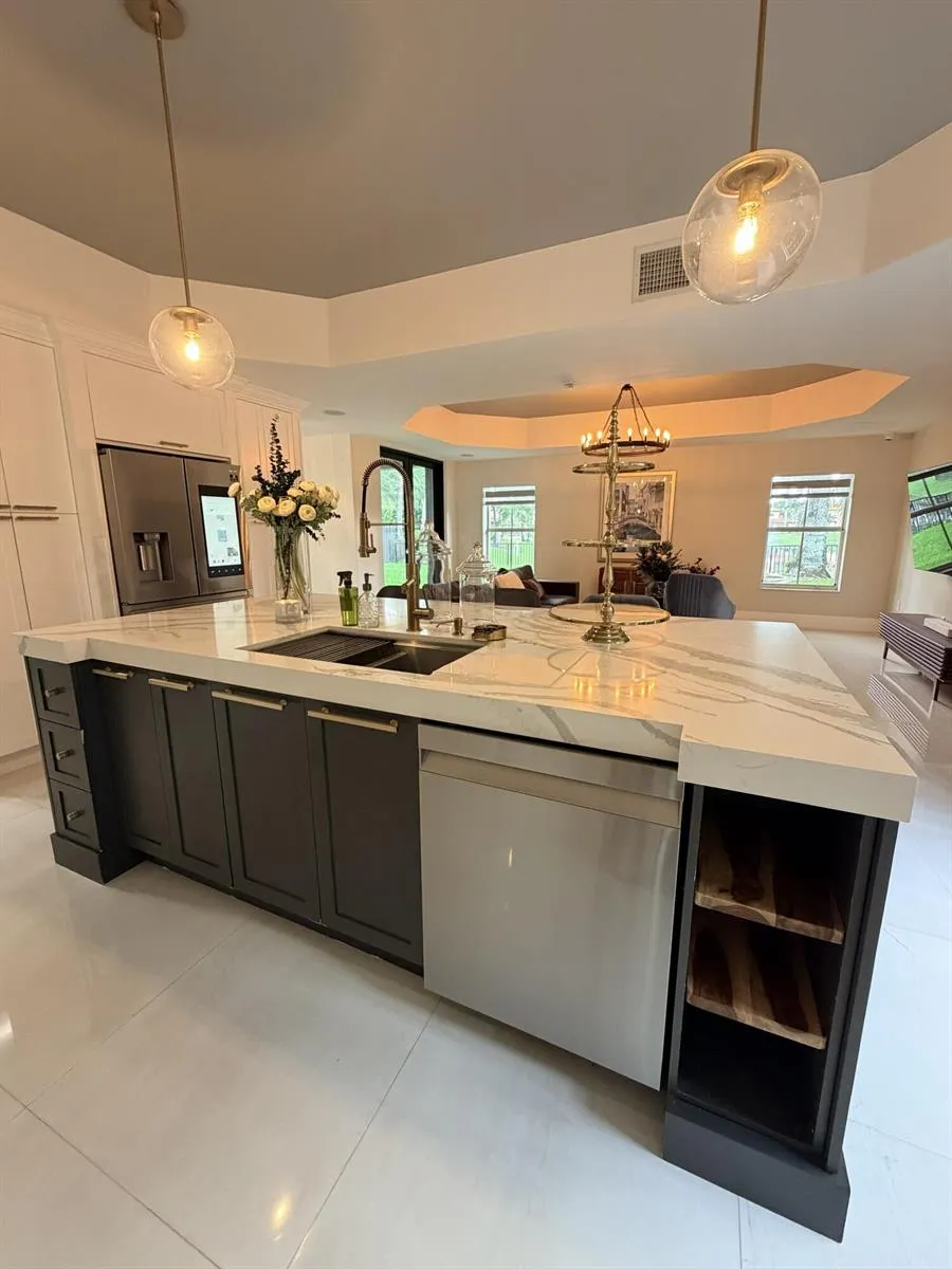 7952 NW 161ST TERRACE Miami Lakes, FL 33016