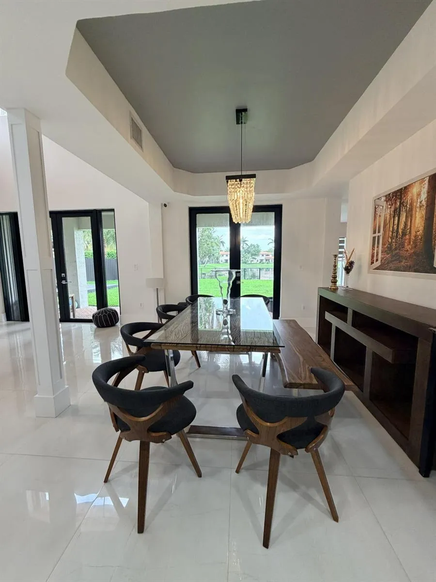 7952 NW 161ST TERRACE Miami Lakes, FL 33016