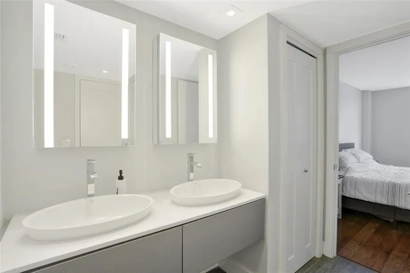 1900 S OCEAN BOULEVARD #6J Lauderdale By The Sea, FL 33062