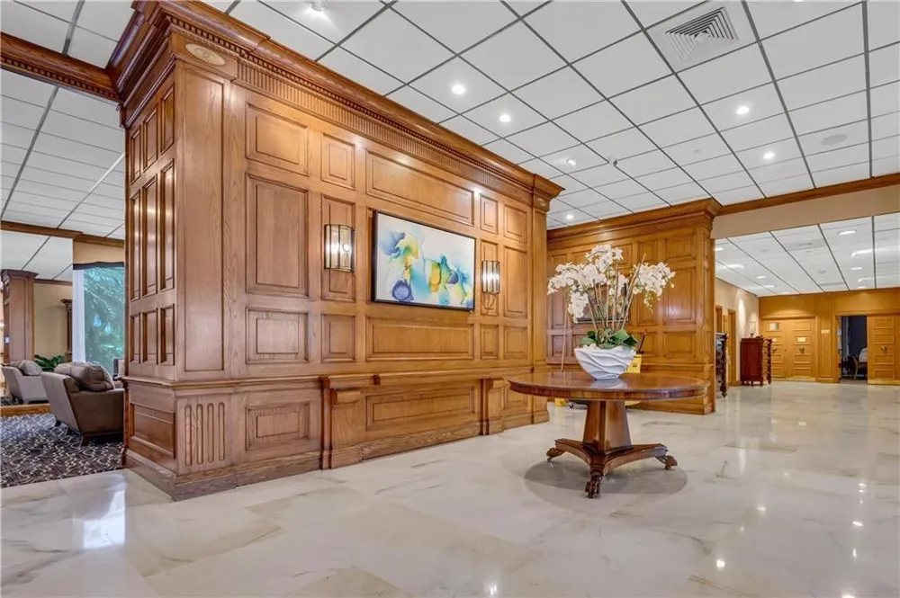 1900 S OCEAN BOULEVARD #6J Lauderdale By The Sea, FL 33062