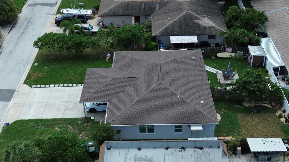 674 HERITAGE LANE #A Largo, FL 33770
