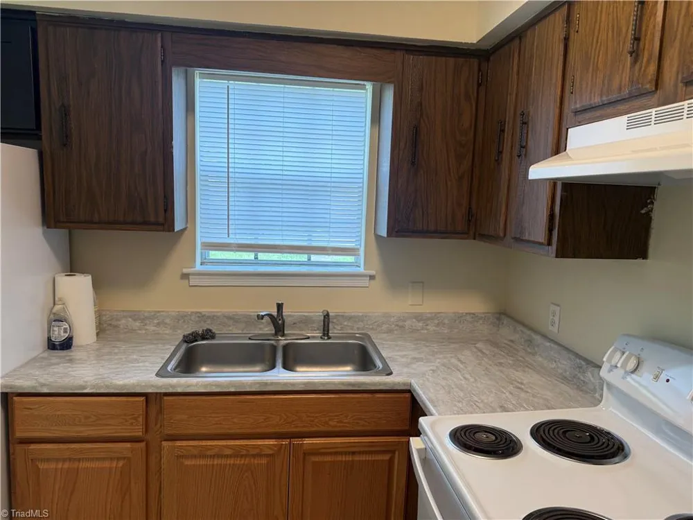 506 Summit Street Madison, NC 27025
