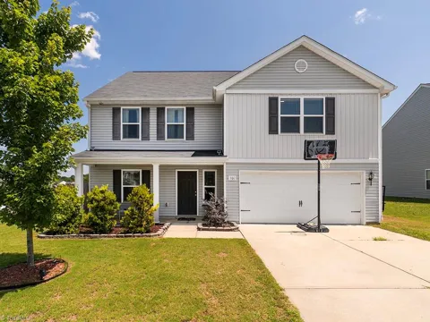 102 Seward Place