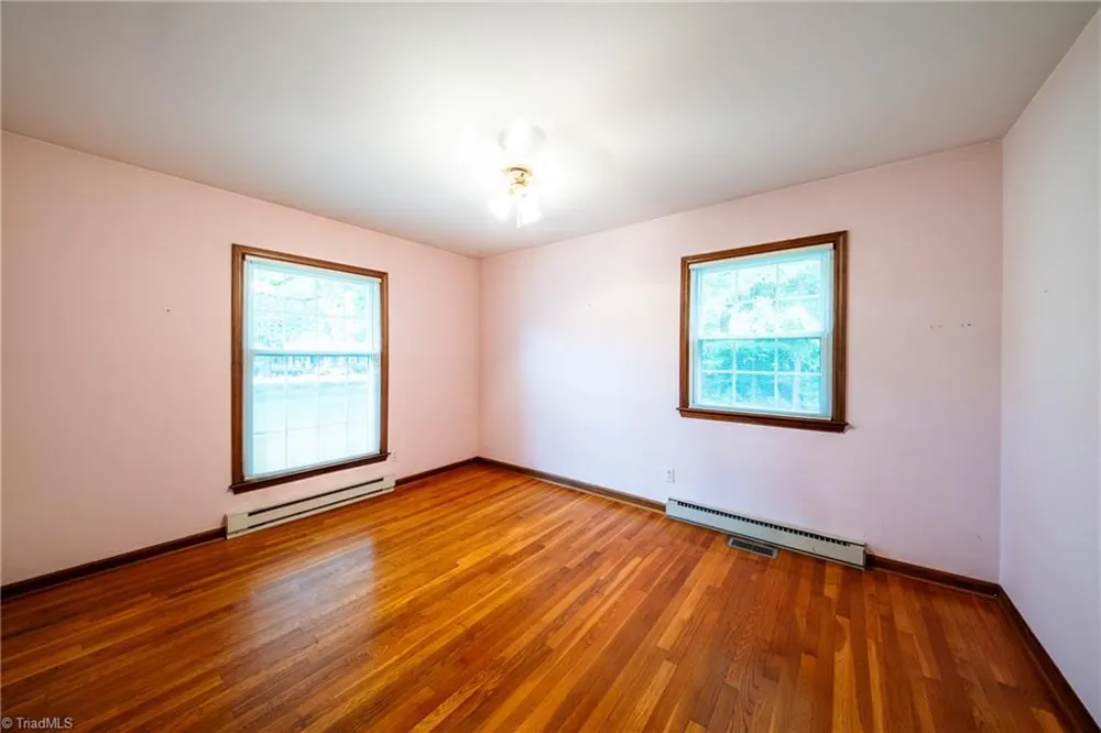 5108 Hicone Road McLeansville, NC 27301