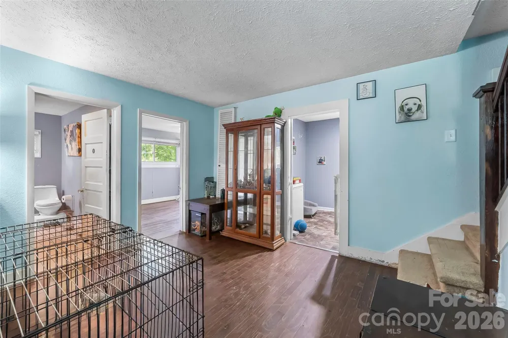 40 Sycamore Circle Hendersonville, NC 28791