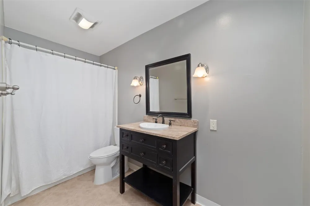 11415 Brook Meadows Lane Stafford, TX 77477