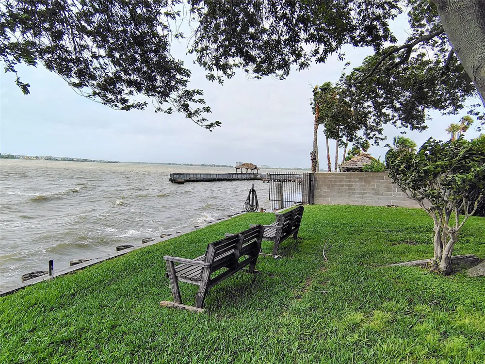 205 Yacht Club Lane #205 Seabrook, TX 77586