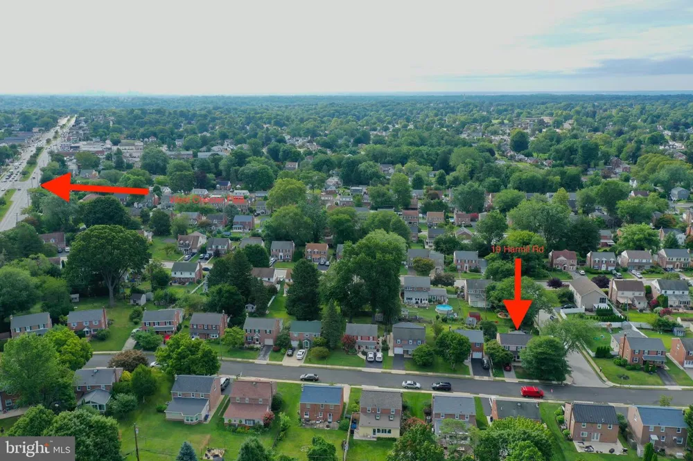 19 HARMIL ROAD Broomall, PA 19008