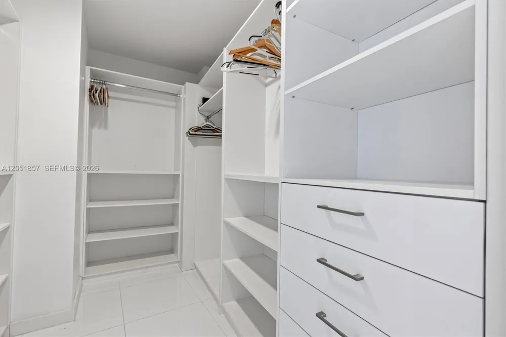 851 NE 1st Ave #3611 Miami, FL 33132