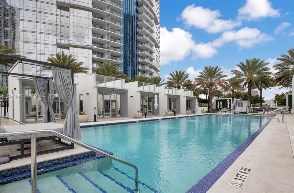 851 NE 1st Ave #3611 Miami, FL 33132