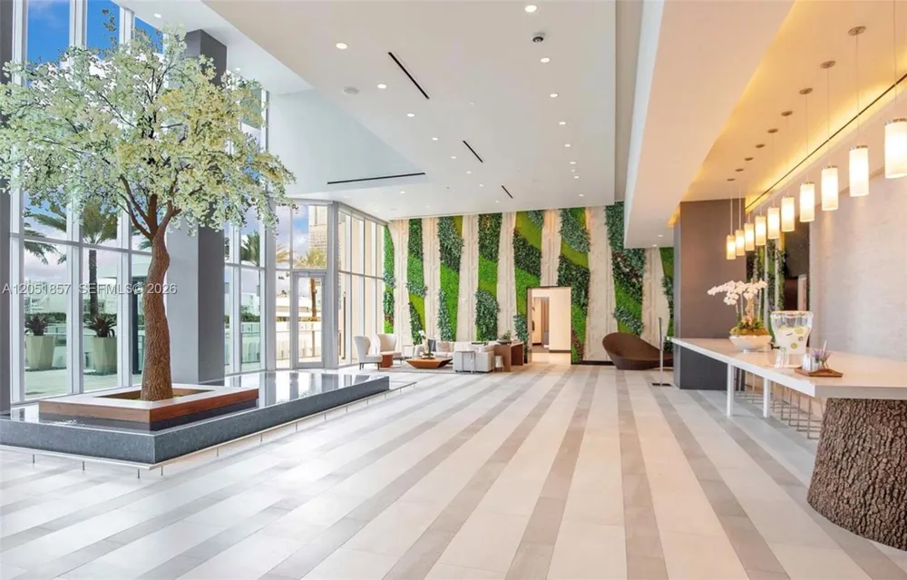 851 NE 1st Ave #3611 Miami, FL 33132