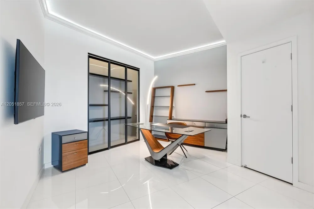851 NE 1st Ave #3611 Miami, FL 33132
