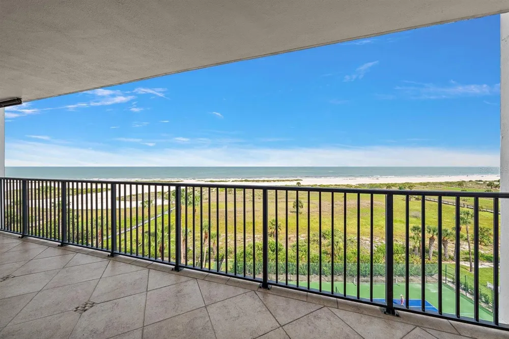 1250 GULF BOULEVARD #706 Clearwater Beach, FL 33767