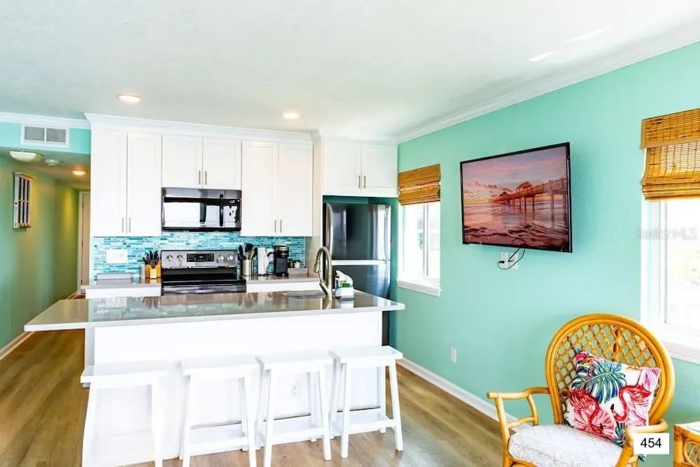 2506 ROCKY POINT DRIVE #454 Tampa, FL 33607