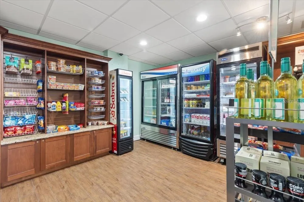 2506 ROCKY POINT DRIVE #454 Tampa, FL 33607
