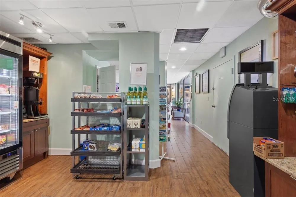 2506 ROCKY POINT DRIVE #454 Tampa, FL 33607