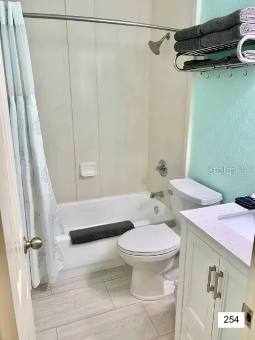 2506 ROCKY POINT DRIVE #254 Tampa, FL 33607
