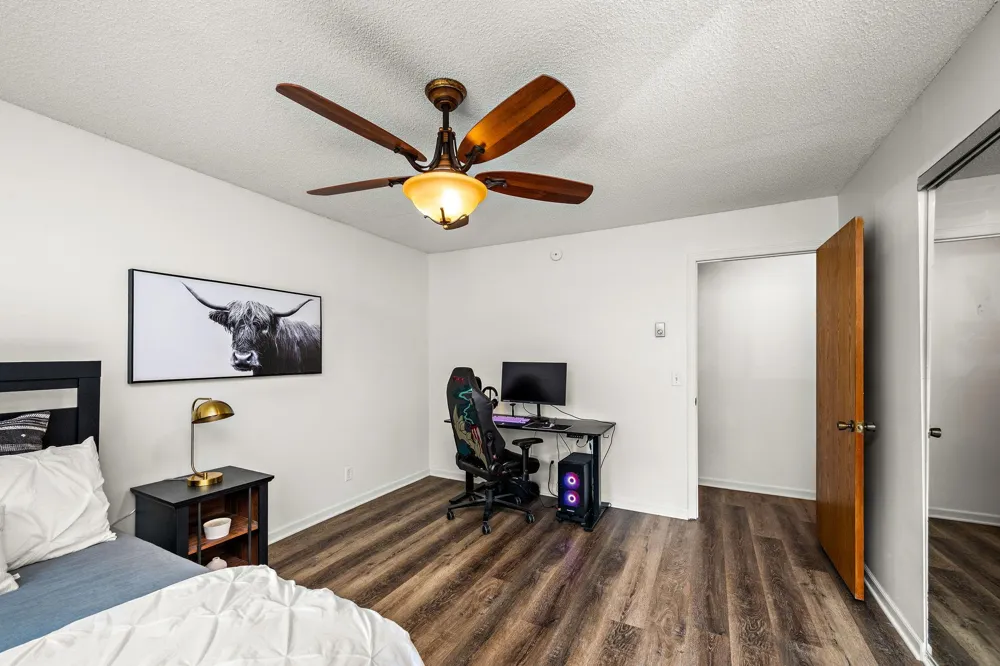350 Shelard Parkway #106 Saint Louis Park, MN 55426