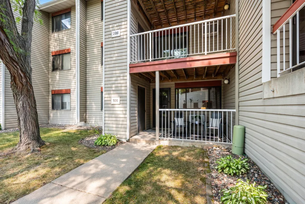 350 Shelard Parkway #106 Saint Louis Park, MN 55426