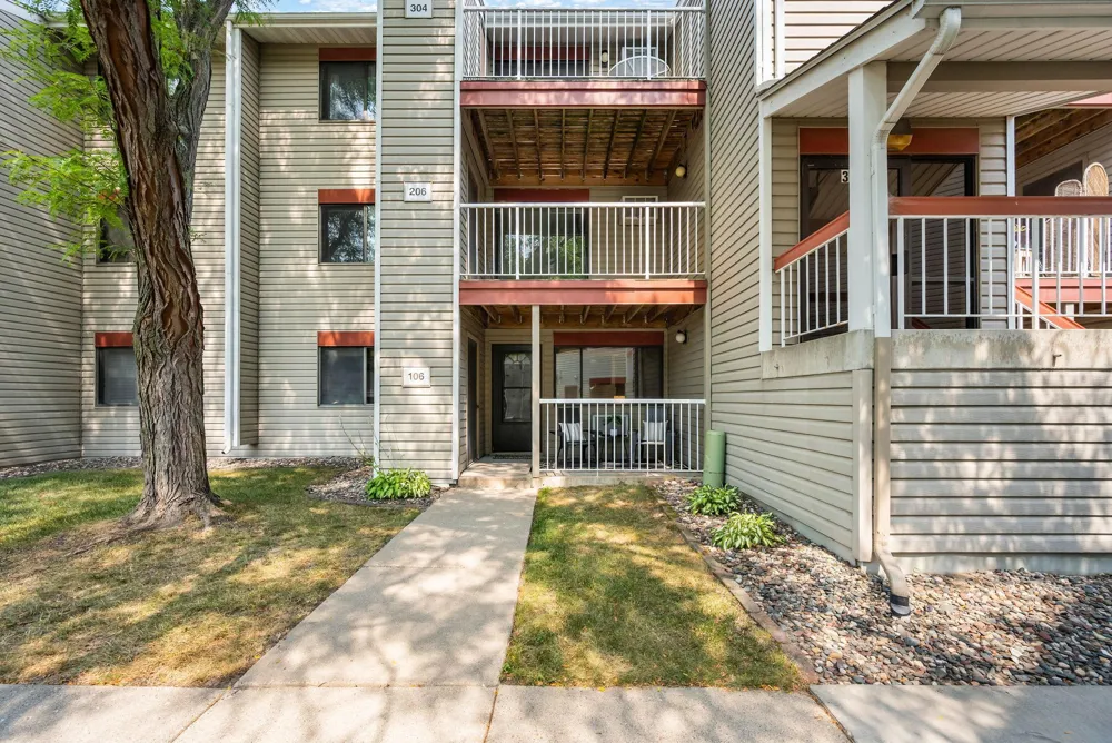350 Shelard Parkway #106 Saint Louis Park, MN 55426