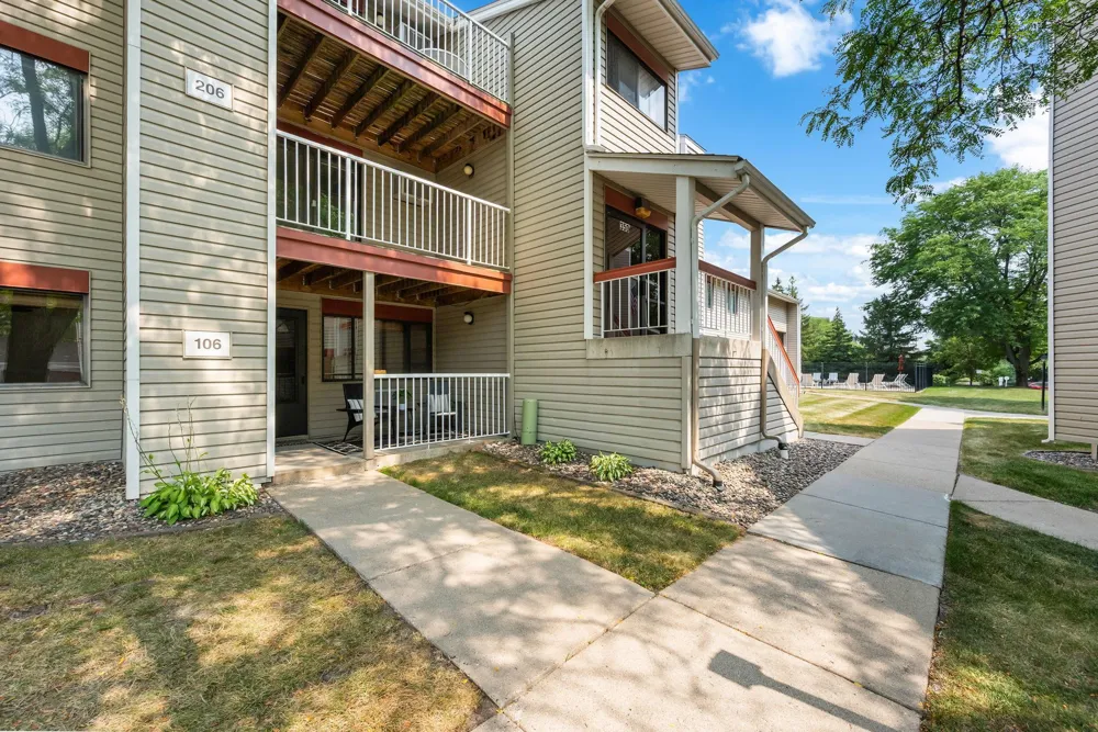 350 Shelard Parkway #106 Saint Louis Park, MN 55426