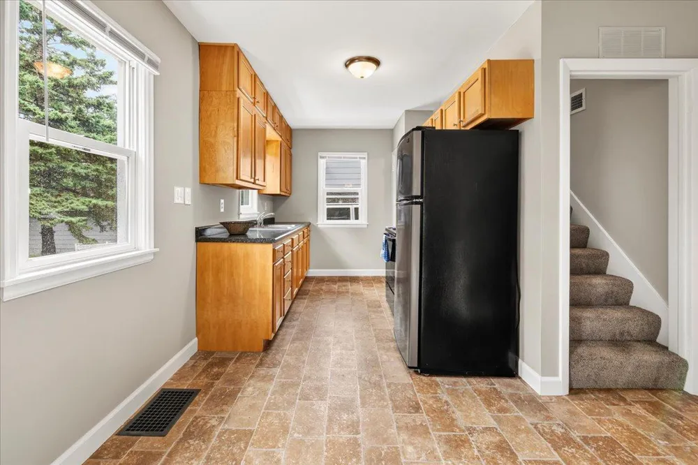 725 4th Avenue SW Hutchinson, MN 55350