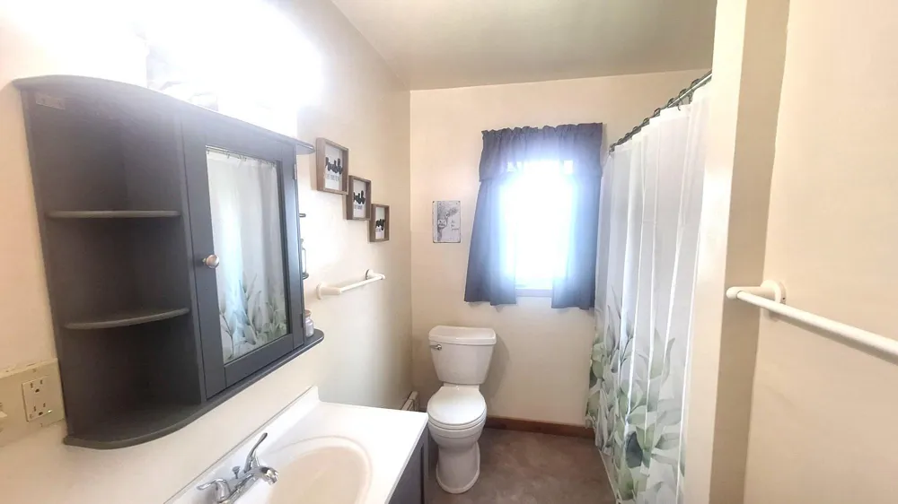 1201 Mountain Avenue Walhalla, ND 58282