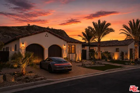 26 Santa Rosa Mountain Lane