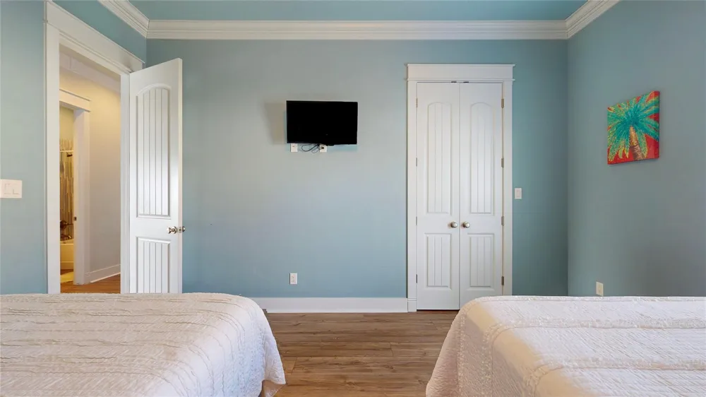 2809 Tradewind Lane Crystal Beach, TX 77650
