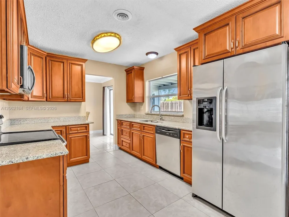 1065 NW 68th Ter Margate, FL 33063