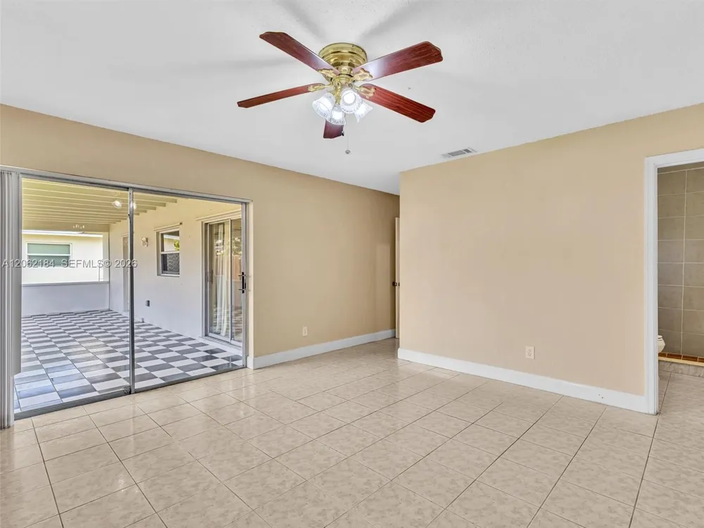 1065 NW 68th Ter Margate, FL 33063