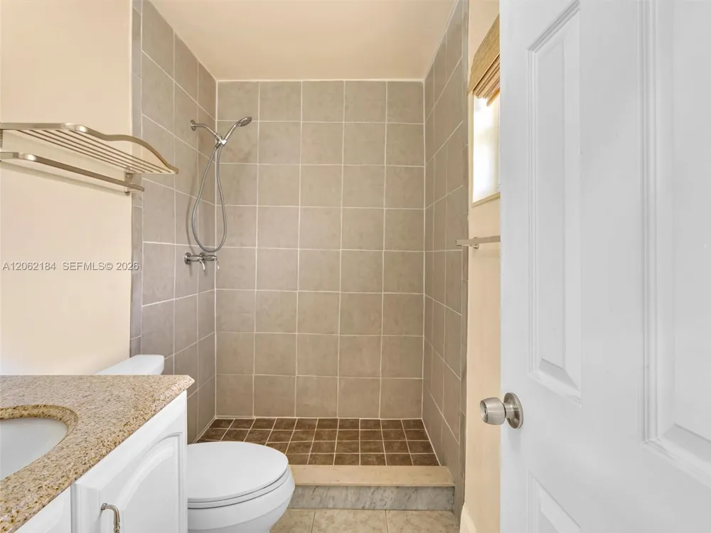 1065 NW 68th Ter Margate, FL 33063