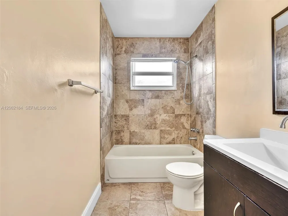 1065 NW 68th Ter Margate, FL 33063