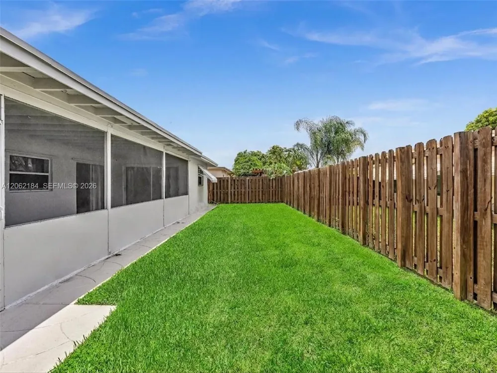 1065 NW 68th Ter Margate, FL 33063
