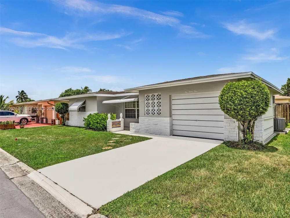1065 NW 68th Ter Margate, FL 33063